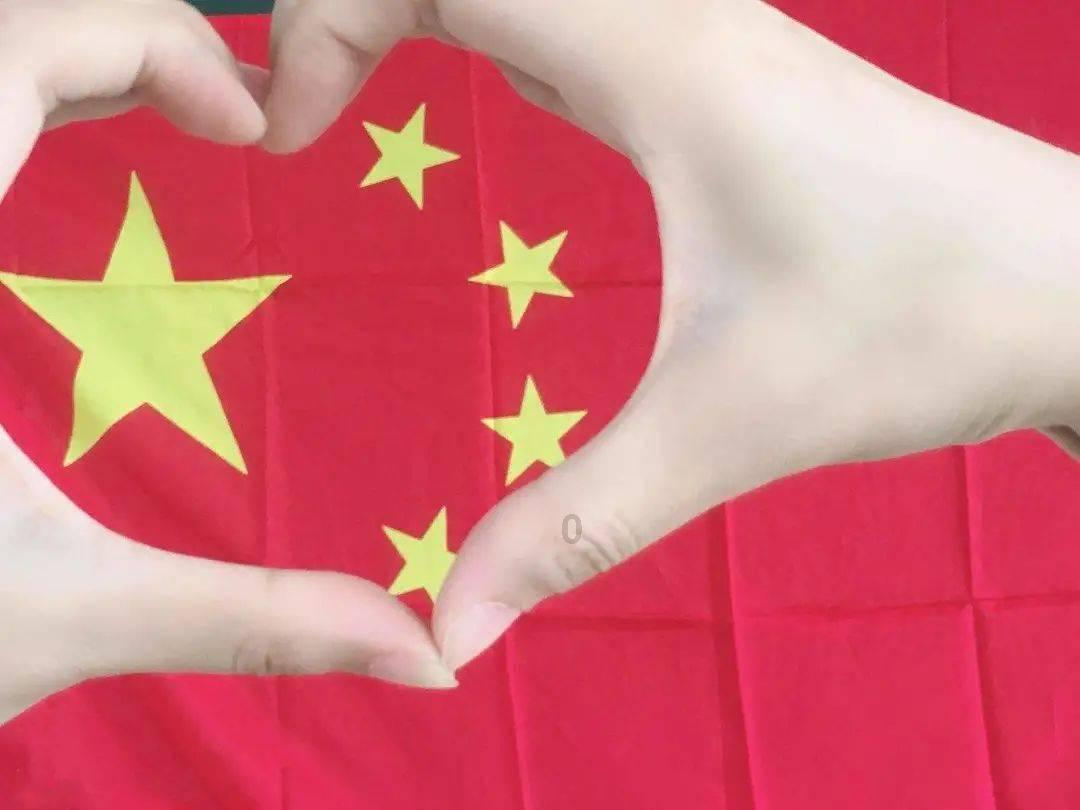 打个“出溜滑”到环州故城感受故城冬日的 别样风情